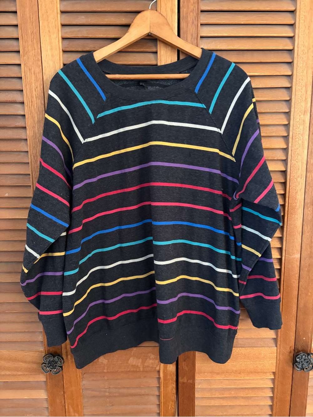 torrid Black Sweater with Multicolor Stripes size 1 comfy fit colorful